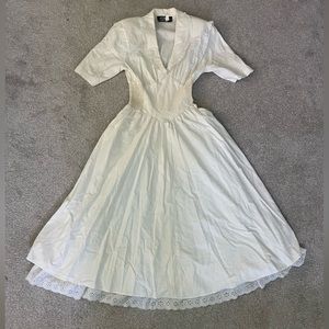 Vintage Short Sleeve Dress with Shoulder Pads and Inner Tool Skirt, Elastic Slim